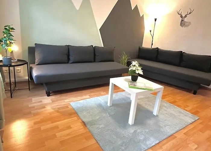 Apartment Gemuetliche Altbauwohnung Nahe Des Bahnhofs Halle